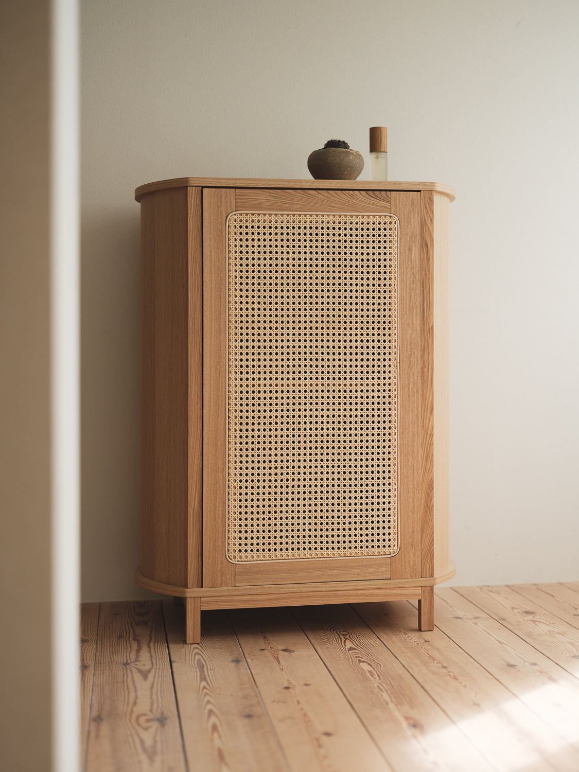 comore サイドボード