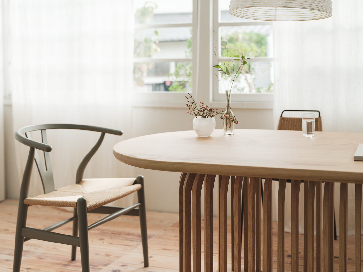 comore ダイニングテーブル