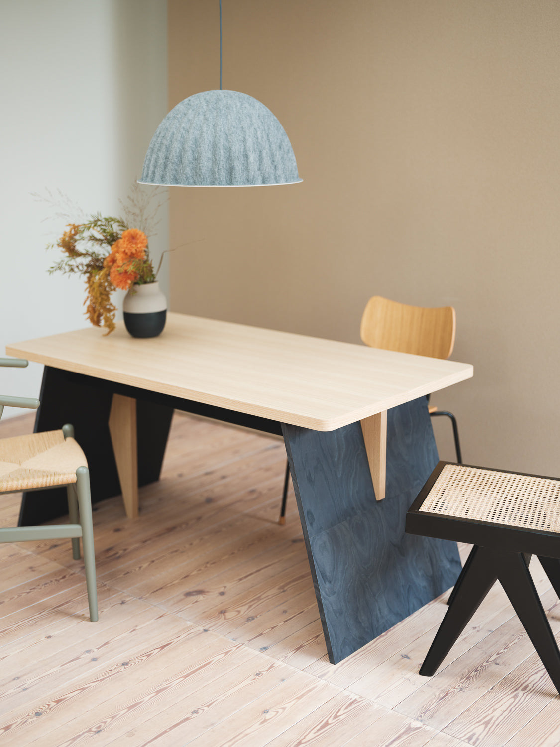 CRAFTSENSE ダイニングテーブル