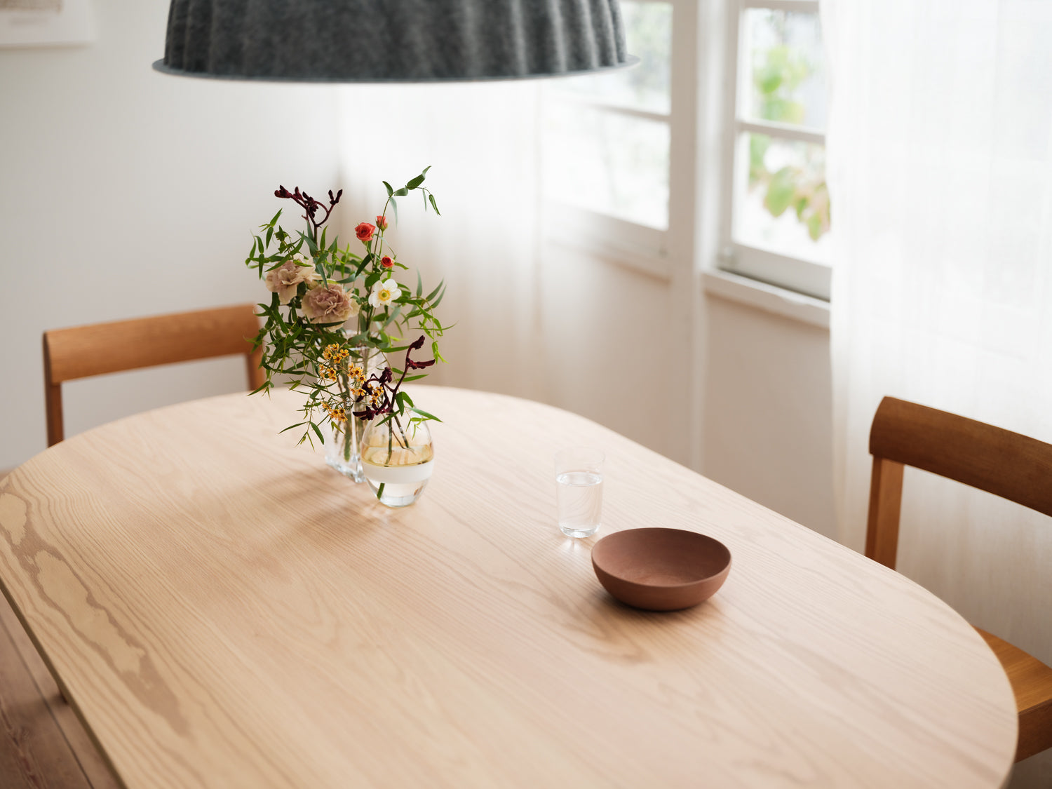 comore ダイニングテーブル