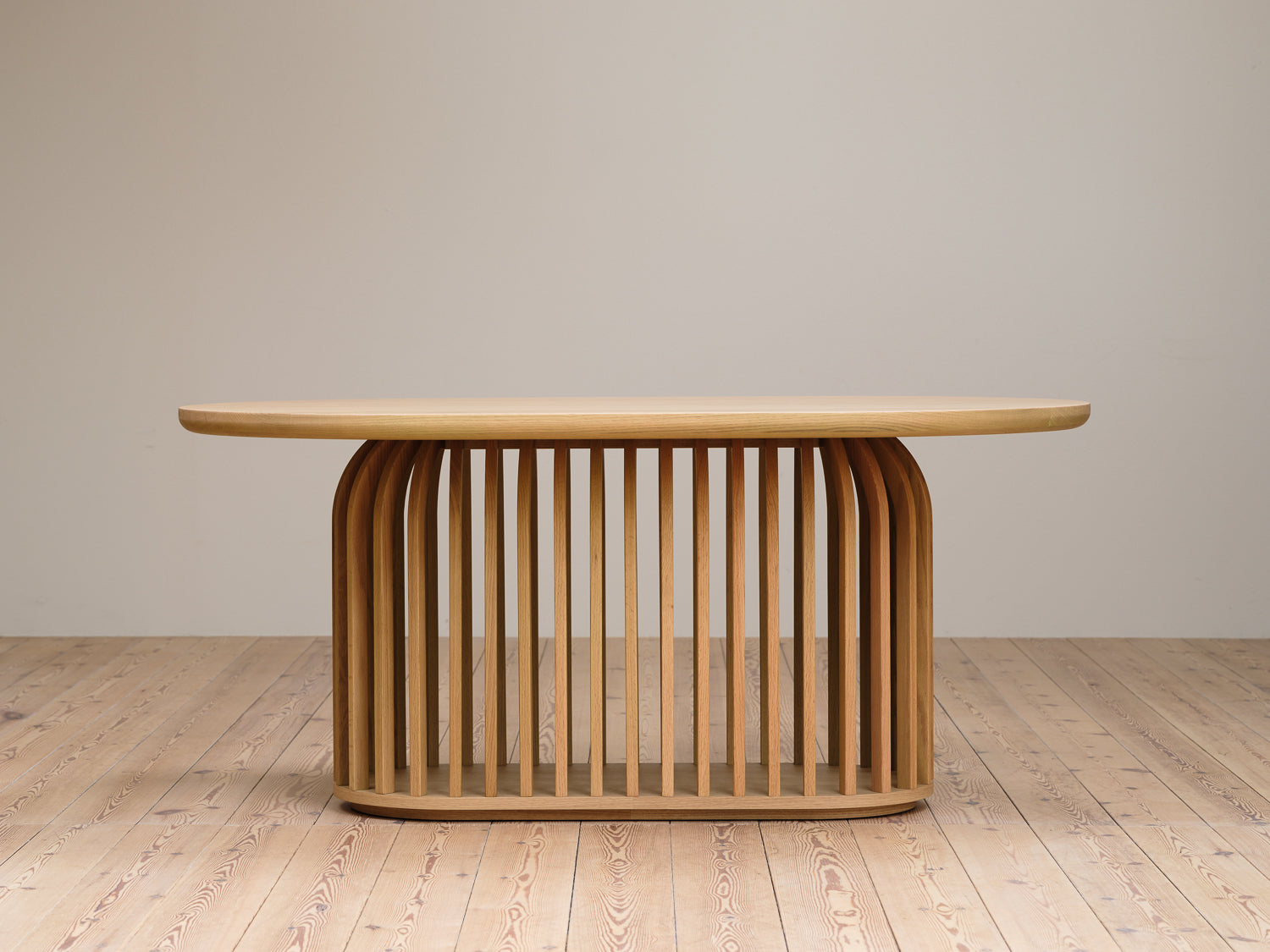 comore ダイニングテーブル