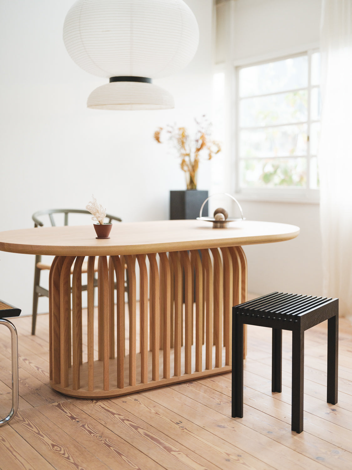 comore ダイニングテーブル