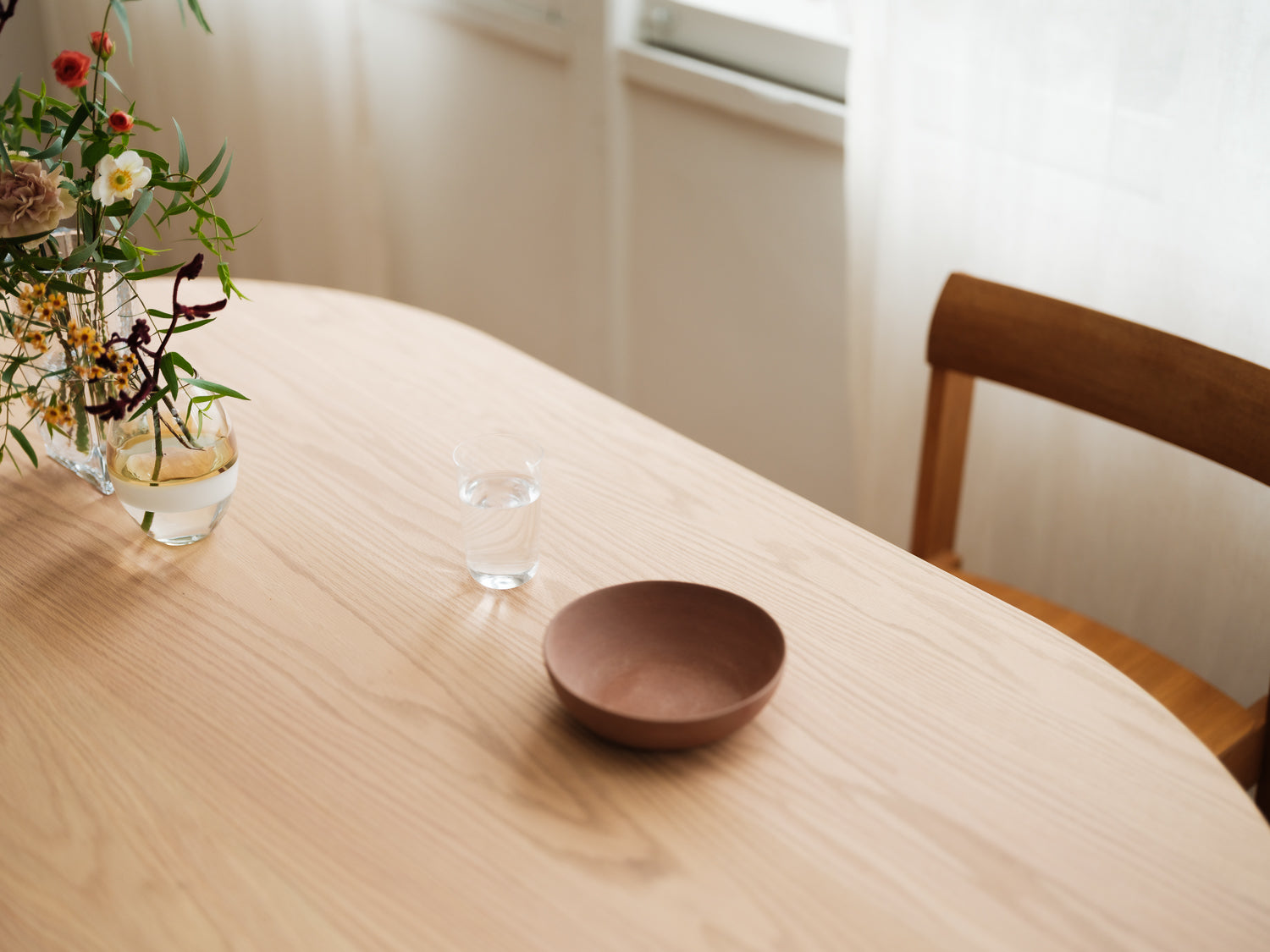 comore ダイニングテーブル